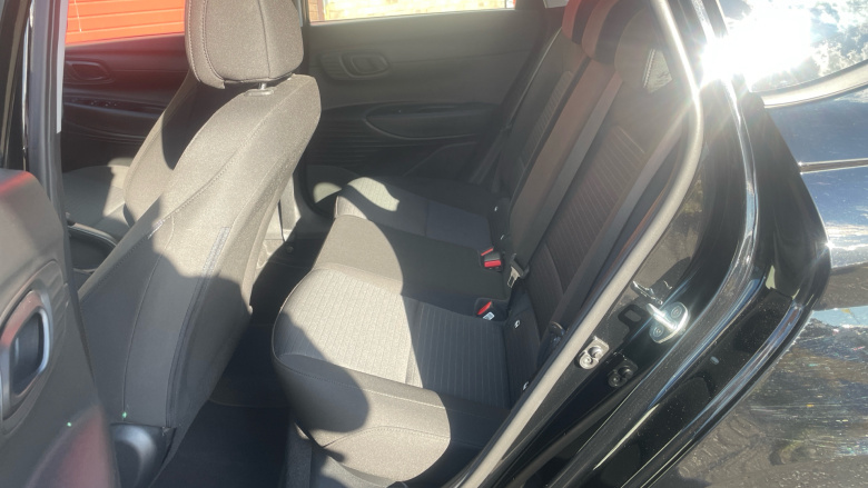 Hyundai i20 1.0T GDi 48V MHD SE Connect 5dr Petrol Hatchback